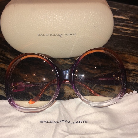 Authentic Balenciaga Sunglasses - Picture 2 of 6